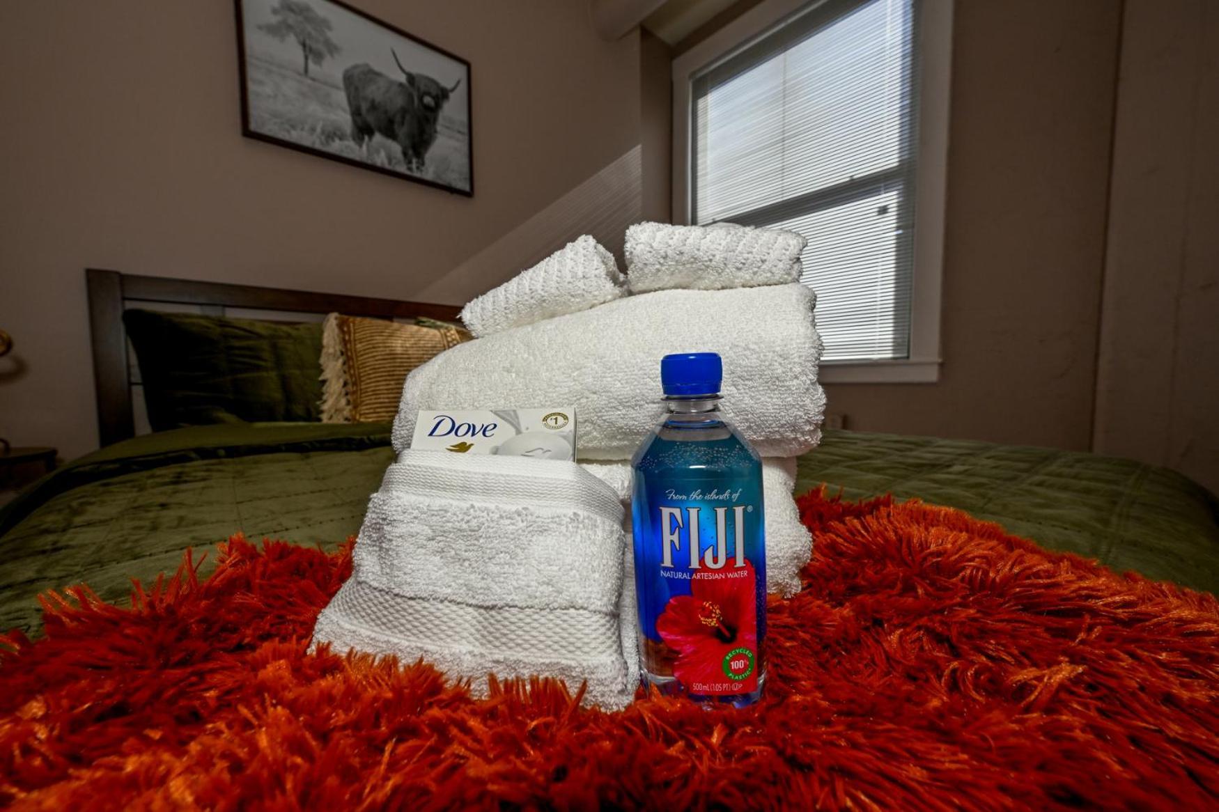 2 Bath Prkg+Gym+Sauna Perk Plaza +30 Day Cleveland Buitenkant foto