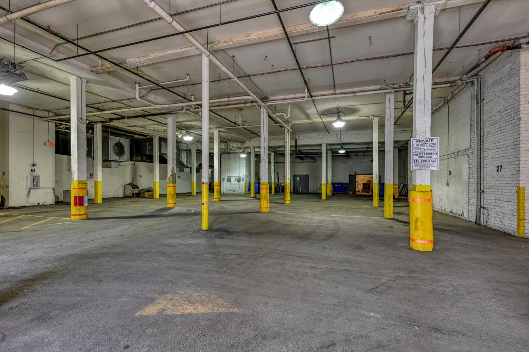 2 Bath Prkg+Gym+Sauna Perk Plaza +30 Day Cleveland Buitenkant foto